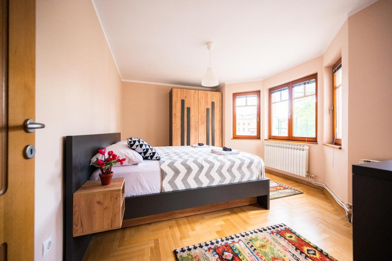 Spacious & Modern Apartments- Old Town Sarajevo Exterior photo