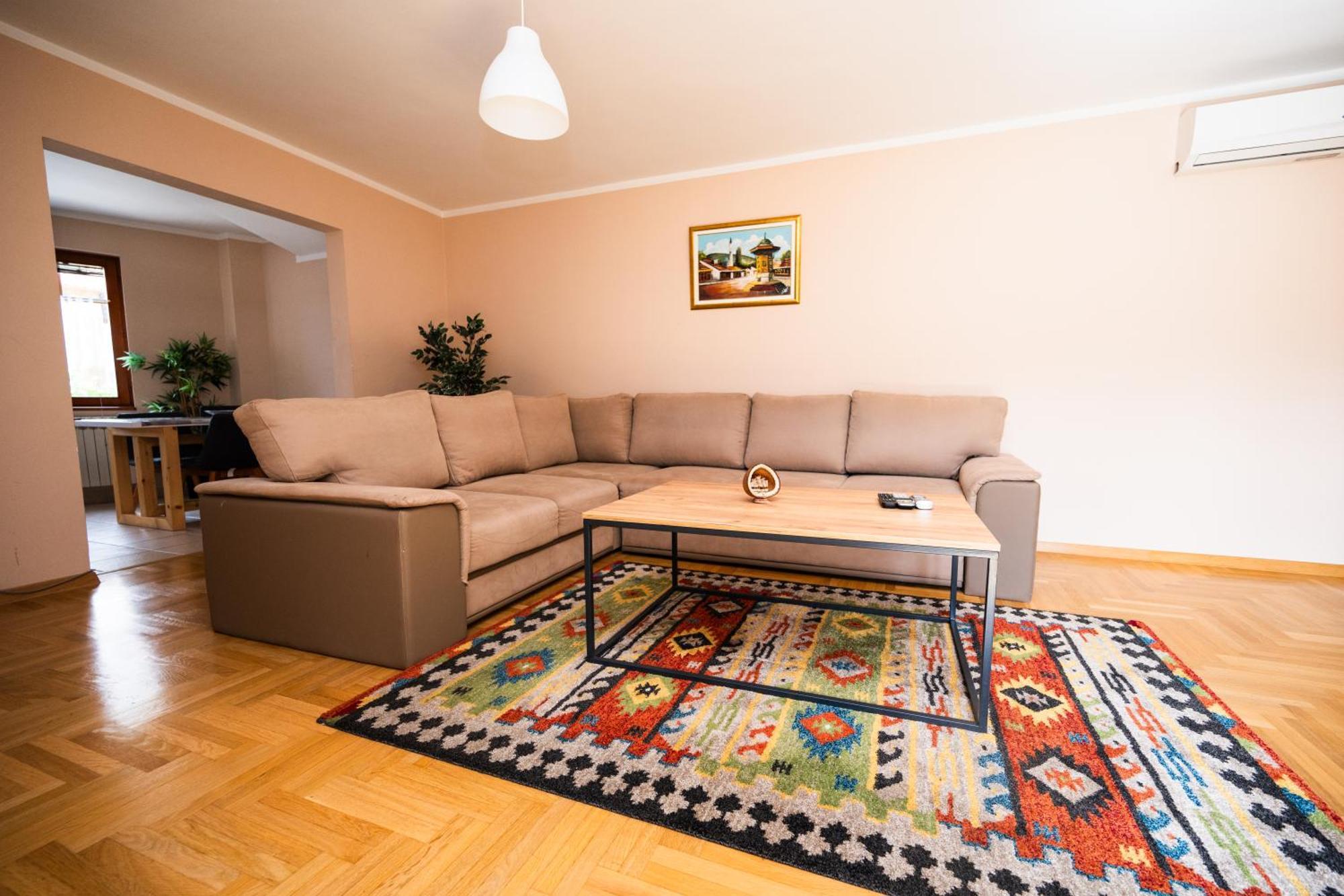 Spacious & Modern Apartments- Old Town Sarajevo Exterior photo
