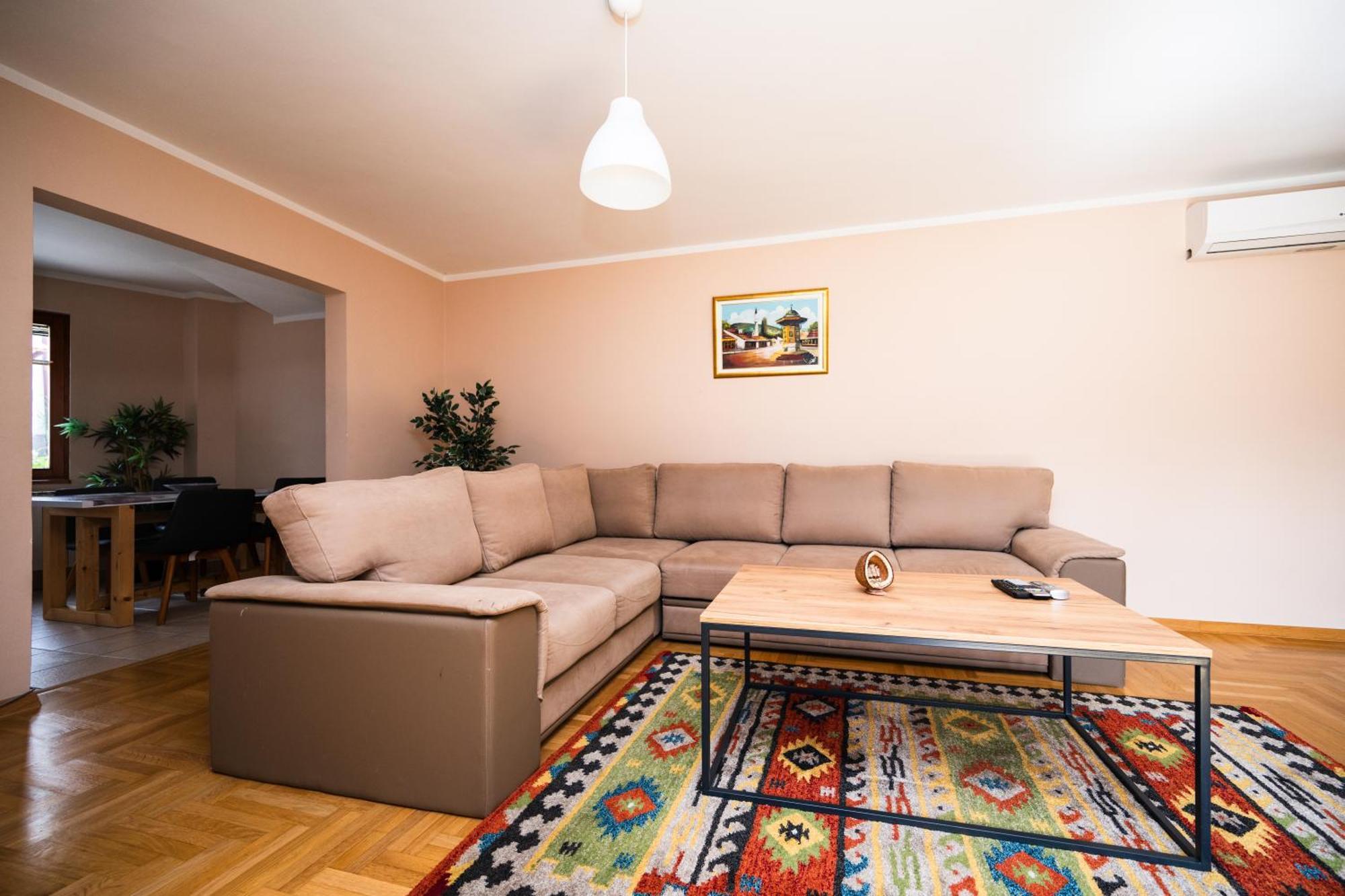 Spacious & Modern Apartments- Old Town Sarajevo Exterior photo